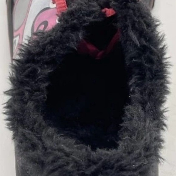 Hello Kitty Black‎ and Pink Sneakers Sanrio - Picture 9 of 11